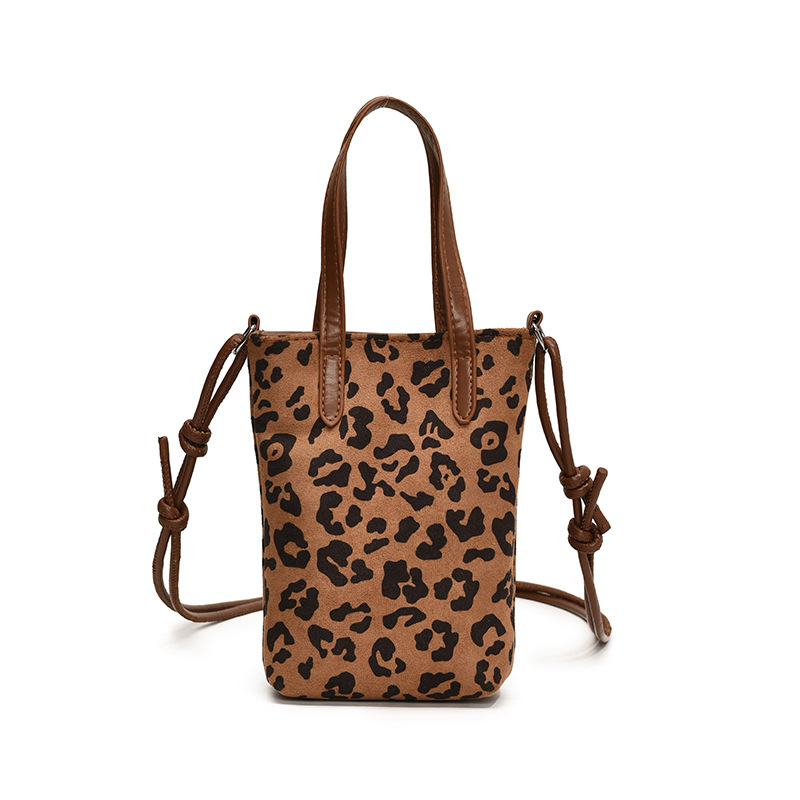 Women's Crossbody Bag Autumn And Winter Retro Leopard Print Shoulder Bag Anime New Versatile Suede Phone Bag - Image 4