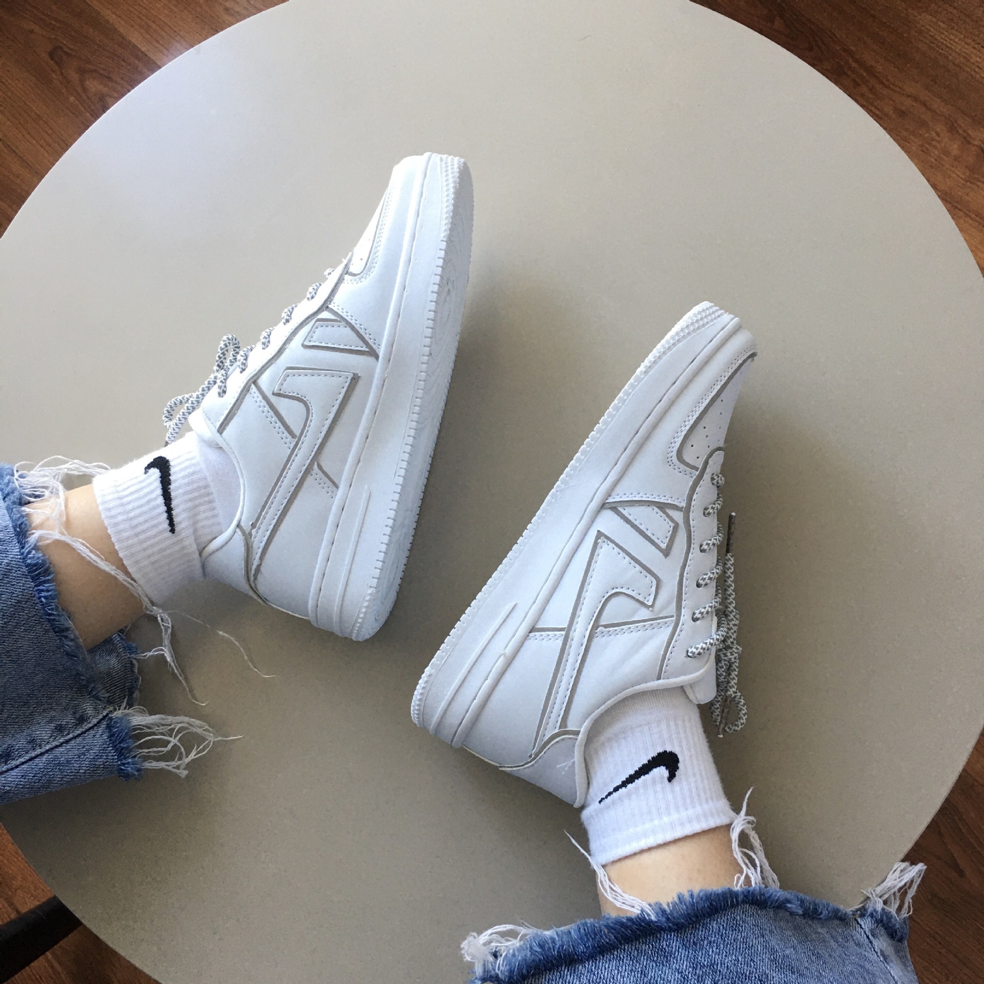 Reflective White Shoes For Men And Women Sneaker - Image 4