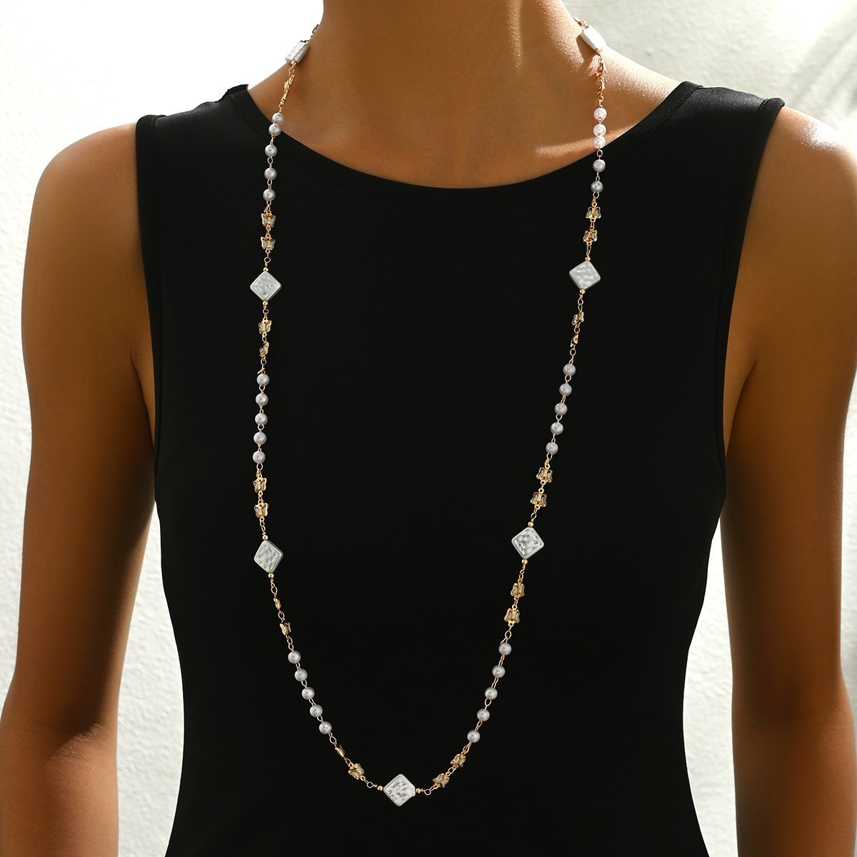 Elegant Double Layer Pearl And Square Bead Necklace - Stylish And Feminine Jewelry For Young Women - Image 7