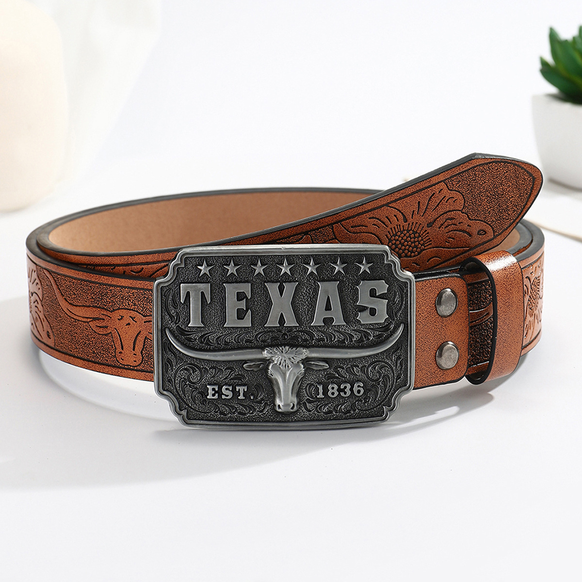 American Retro Embossing Cow Head Buckle Simple All-match Western Denim Belt - Image 2