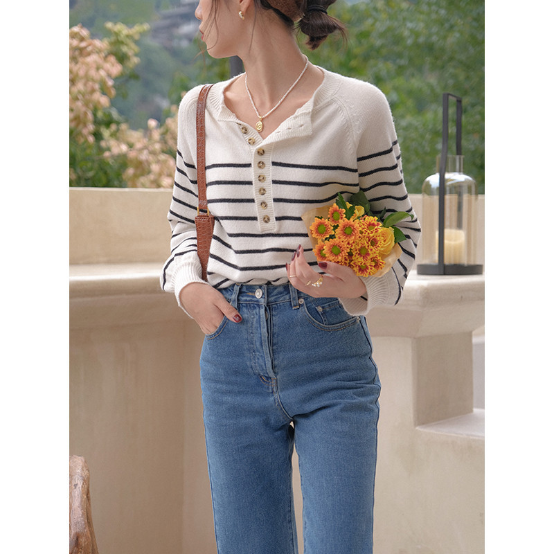 French Classic Black And White Striped Button Collar Sweater - Image 7