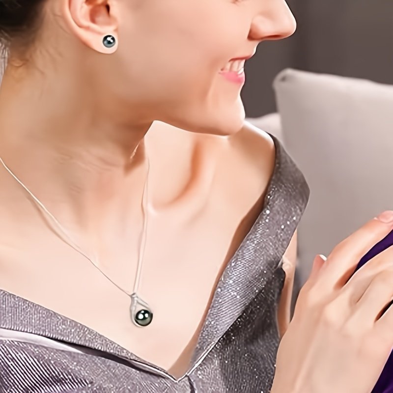 Tahitian Black Pearl Necklace - Image 5